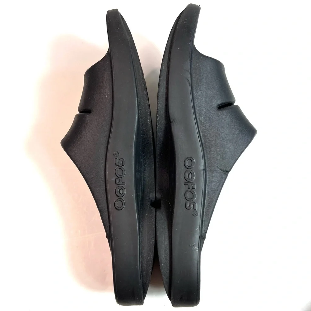 OOFOS Recovery Slides Sandals Black Size Men’s 9, Women’s 11 - EU 42